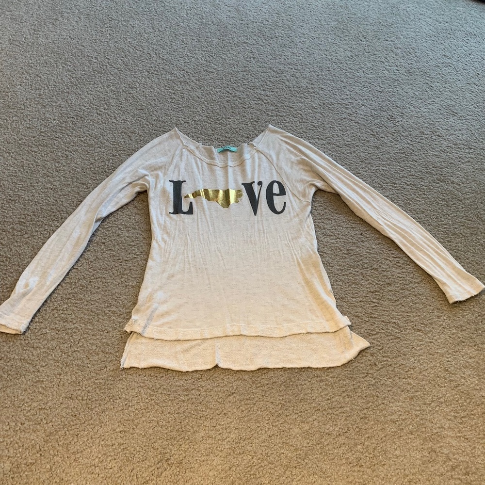 Karlie Love (NC) lightweight sweater